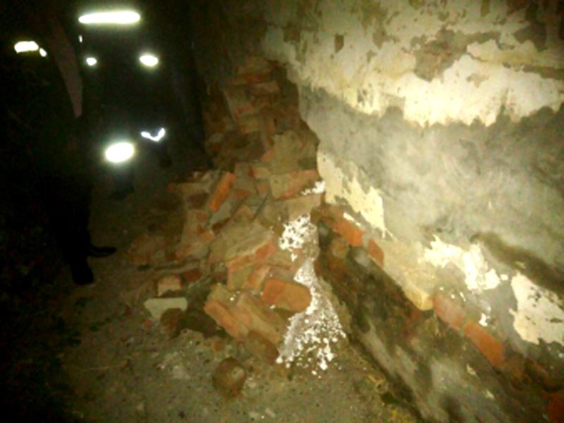 В Астрахани рухнула стена жилого дома
