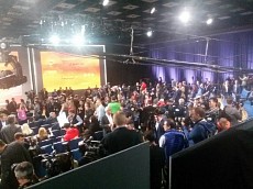 На пресс-конференции Владимира Путина работают журналисты 